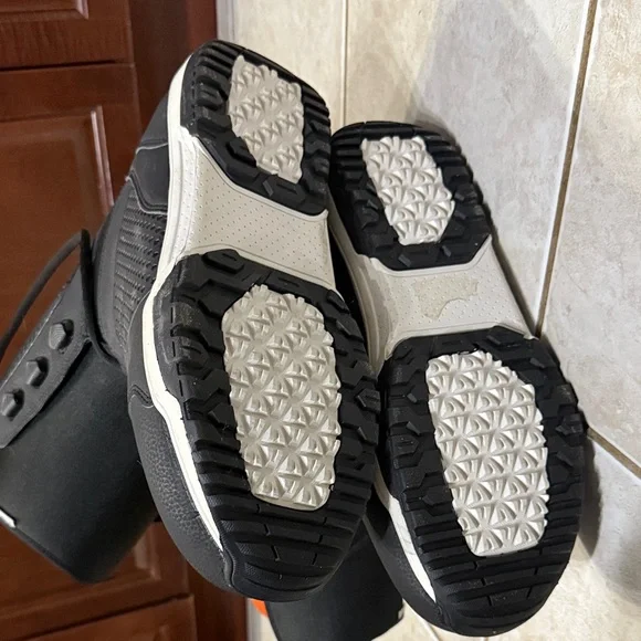 Flow Vega Snowboarding Boots – Black/Orange – Lightly Used - Picture 13 of 15